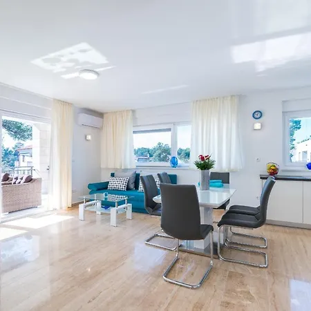Apartment Eses Vir