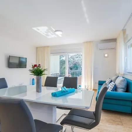 Eses Apartmán *